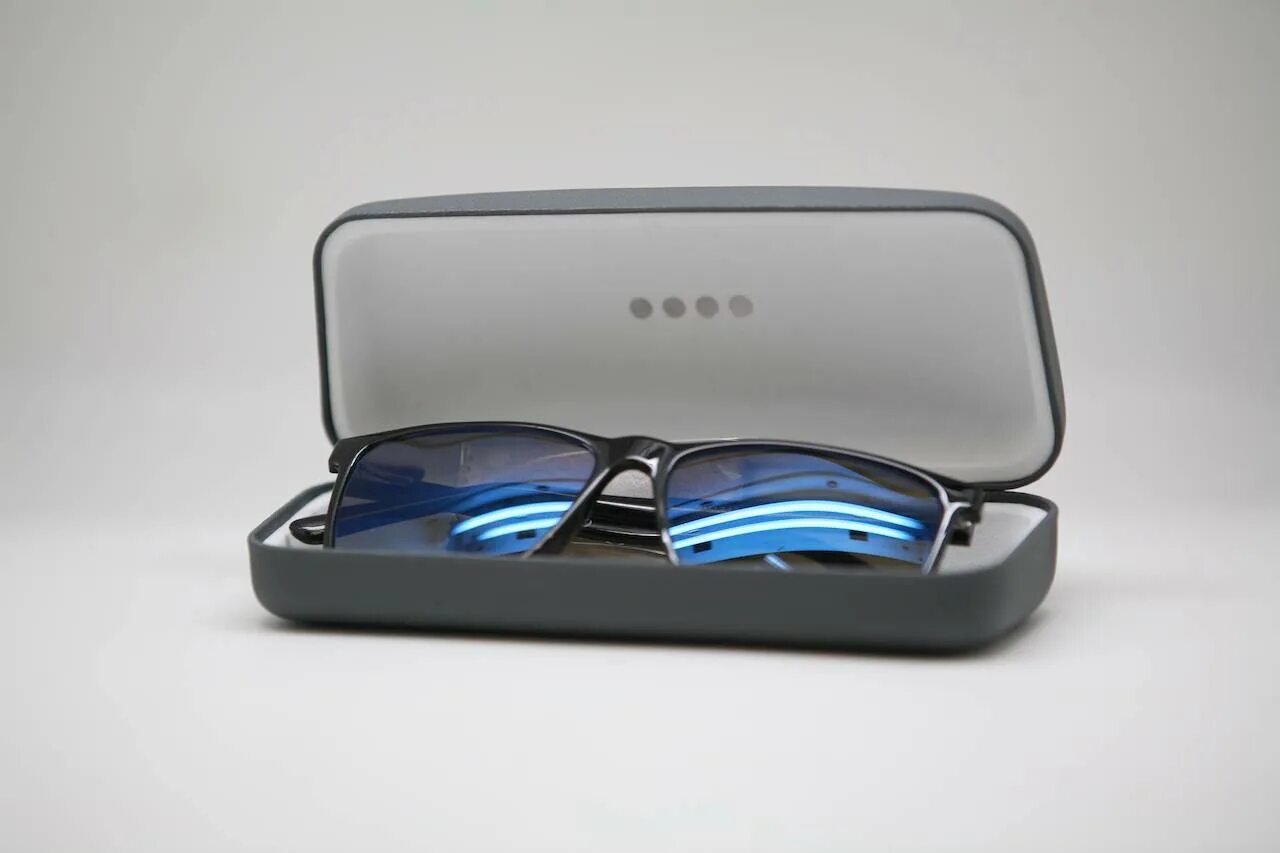 Pilestone очки для дальтоников. Pilestone TP-016. Очки для тританопии. Очки для коррекции цветовосприятия.