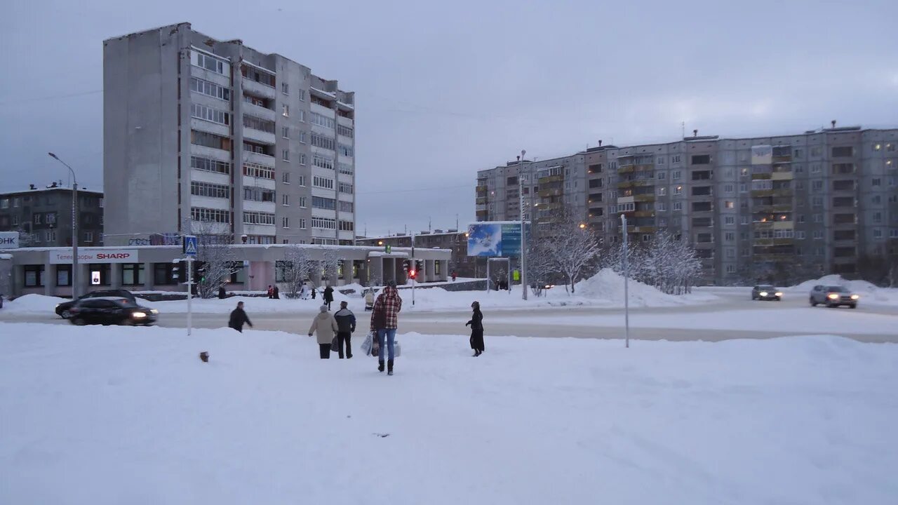 Улицы города апатиты. Площадь геологов апатиты. геологов 2 апатиты. геологов 1 апатиты. площадь геологов в сыктывкаре.