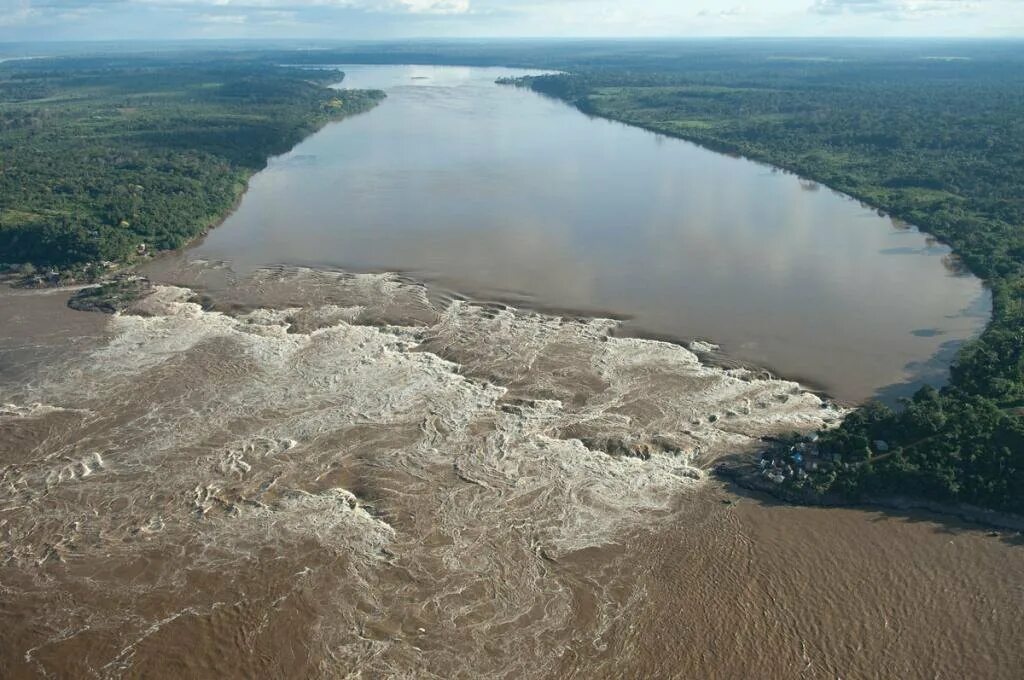 Амазонка какое устье. Река Мадейра в Бразилии. Мадейра река Южной Америки. Устье реки Мадейра. Река Маморе.