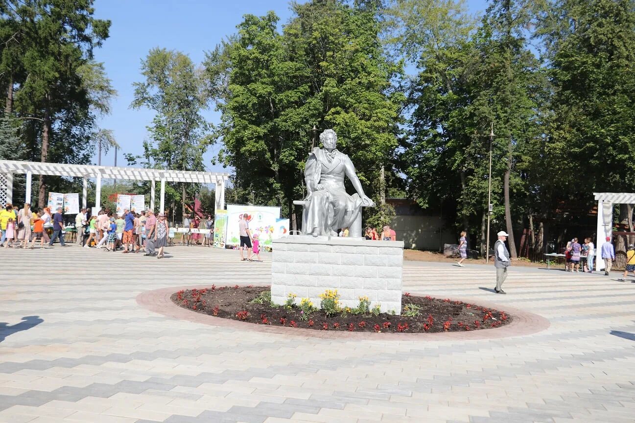 Интернет-проект "Наш Пушкин": Три линии саранской "пушкинианы" - Национальная би