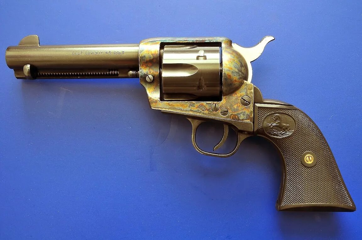 Colt перевод. Кольт 45. Colt 1935. Кольт 45 калибра Шефера. Кольт 1922.