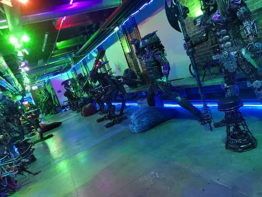 музей восстания машин москва берсеневский. на кропоткинской музей роботов. музей восстания машин в москве. музей восстания машин, москва, берсеневский переулок. москва музей машин берсеневский переулок.