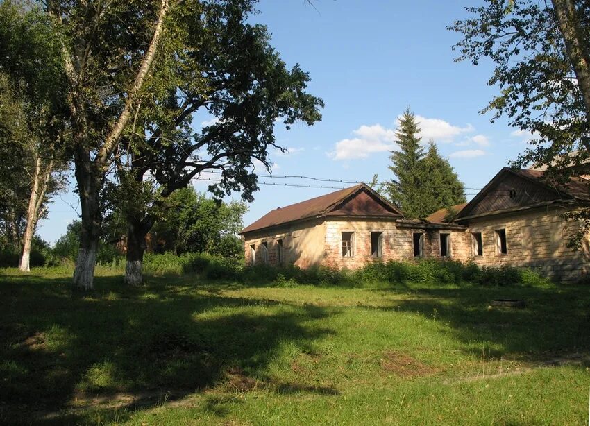 Погода дерюгино дмитриевский район курской. Первоавгустовский Дмитриевского района. Первоавгустовский Курская область Дмитриевский район поселок. Поселок Первоавгустовский Дмитриевского района Курской области. Усадьбы Романовых в пос. Первоавгустовский Дмитриевского р-на..