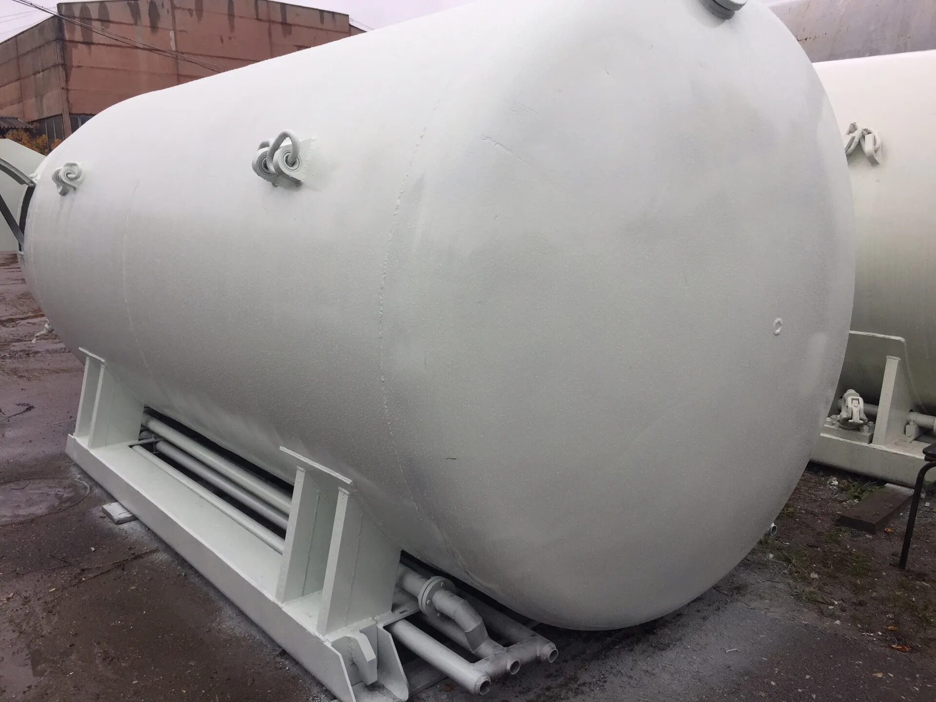 Цистерна криогенная. Цистерна транспортная цтк-8/0. Криогенная цистерна цтк 8/0,25. Цистерна криогенная. Цистерна криогенная.