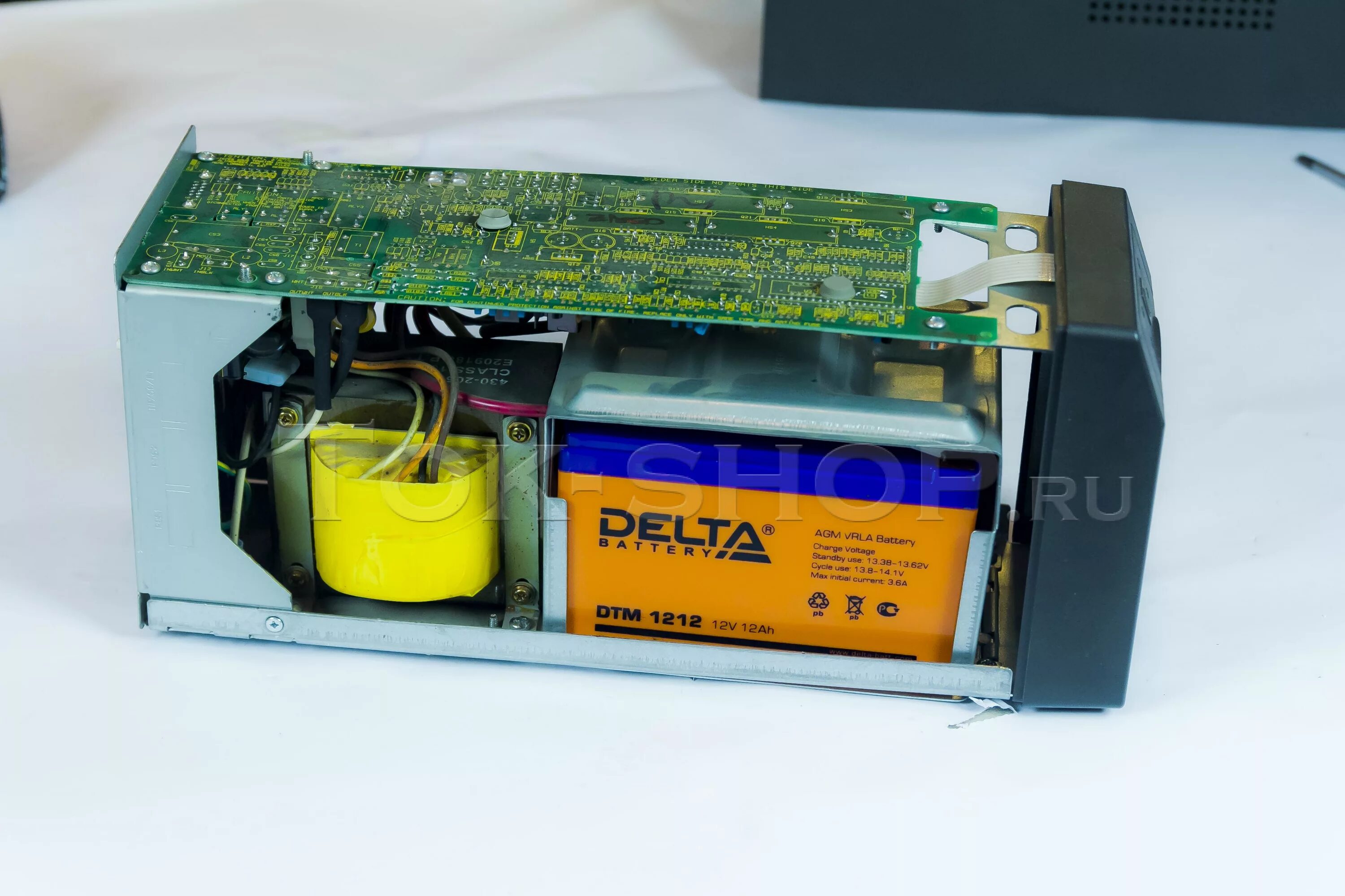 Smart sc 620. Apc 620 smart батарея. apc smart-ups sc 620. ups apc smart ups 620. apc smart ups 620 аккумулятор.