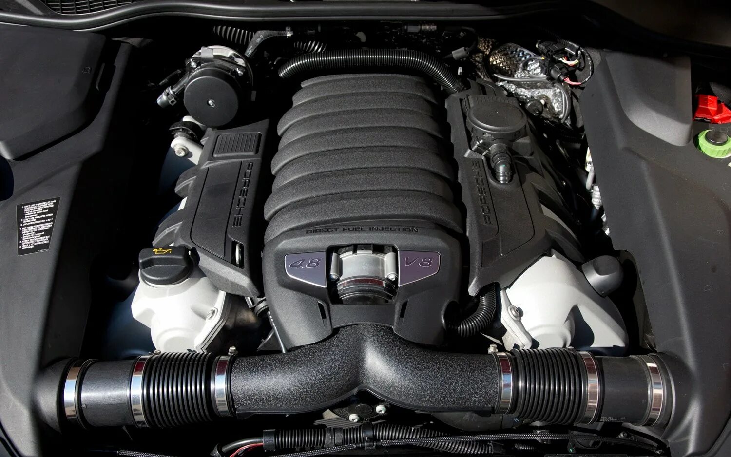 Порше кайен какой двигатель. Двигатель Porsche Cayenne 4.8. Двигатель Porsche Cayenne 4.8 Turbo. Двигатель Порше Кайен 4.8 турбо. Двигатель Porsche Cayenne Turbo s.