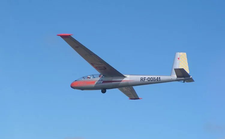 L-13 blanik ok 4832. Л 13 3. Сборная модель l-13 blanik. Планер blanik l-13. Л 13 3.