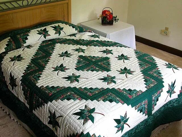 Покрывало зеленые листья. Постельное белье с листьями. Комплект постельного белья «tropical garden». Покрывало pasionaria 250 × 270. Покрывало зеленые листья.