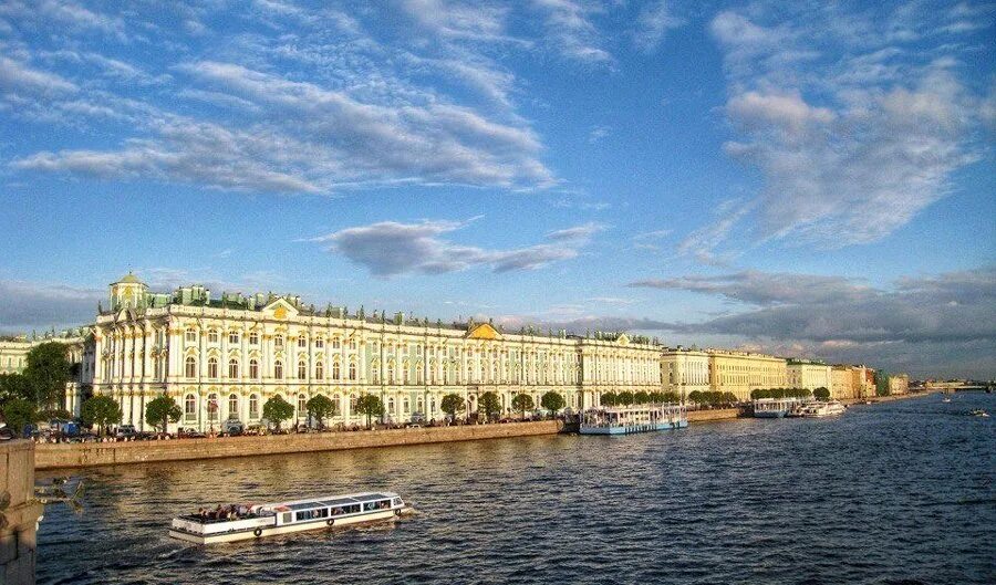 Ответы Mail.ru: Дворцовая набережная Невы. Какое впечатление смотрящих на Дворцо