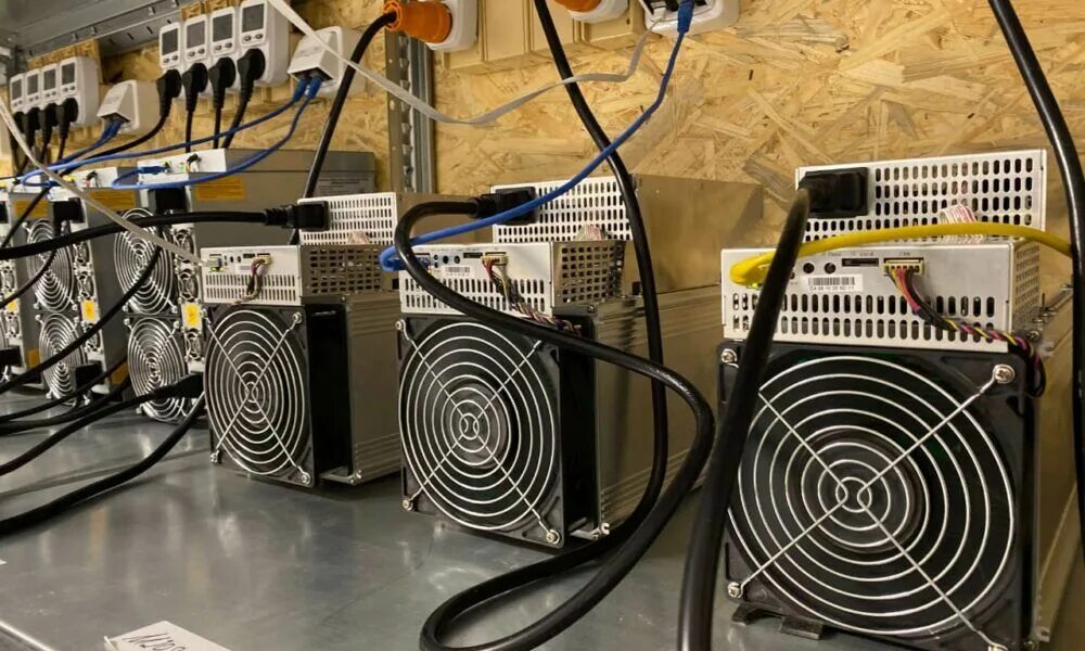 Mining auto