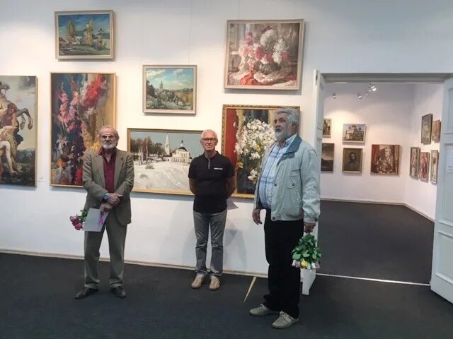 выставочный зал юбилейная