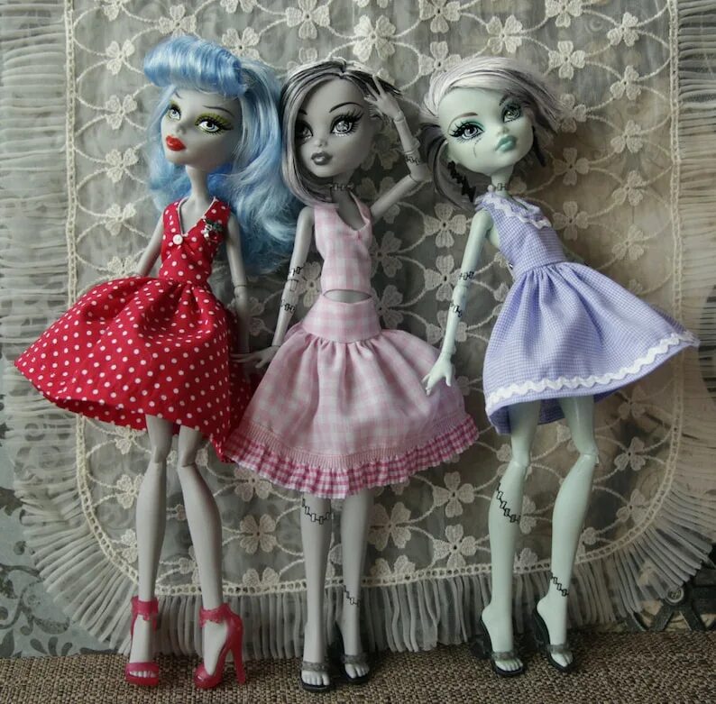 Monster high dress. Платья для кукол Монстер Хай. Одежда для кукол Монстер Хай. Одежда для кукол Монстер Хай своими руками. Платье для кукол Монстер Хай своими руками.