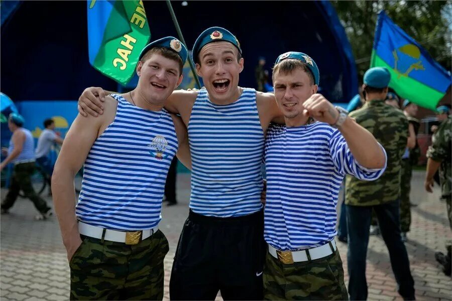 А десантура не бывает бывшей