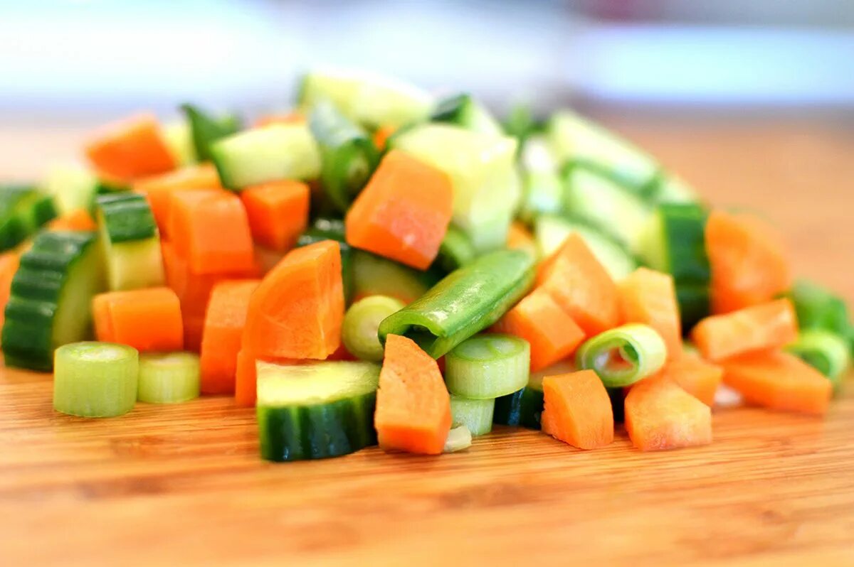 Chop vegetables. Вегетабле чоппер. Vegetable Chopper капуста. Chopped Veggies.