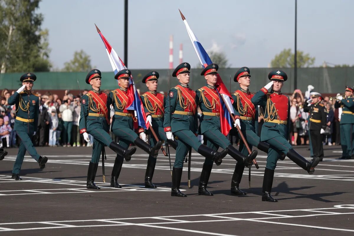 Сайт училище кемеровского. Кемеровское президентское кадетское училище Кемерово. Кадеты Кемерово. Президентская кадетка Кемерово. Президентское кадетское училище Кемерово форма.