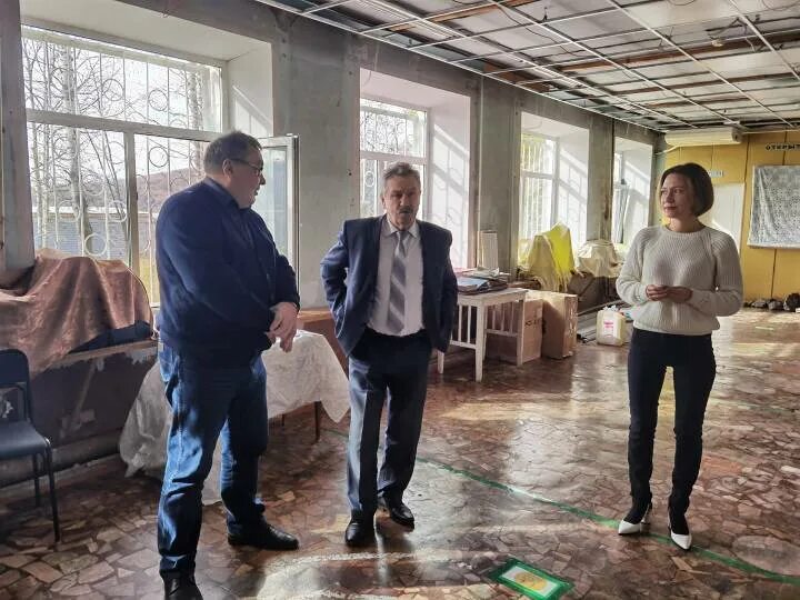 Русолово правоурмийское. Русолово солнечный. Пао русолово солнечный. Русолово оловянная рудная компания. Эмблема русолово.