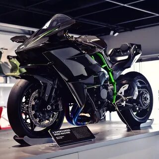 Upgraded from my stolen Ninja 650 Kawasaki Ninja H2R at the Petersen in Int...