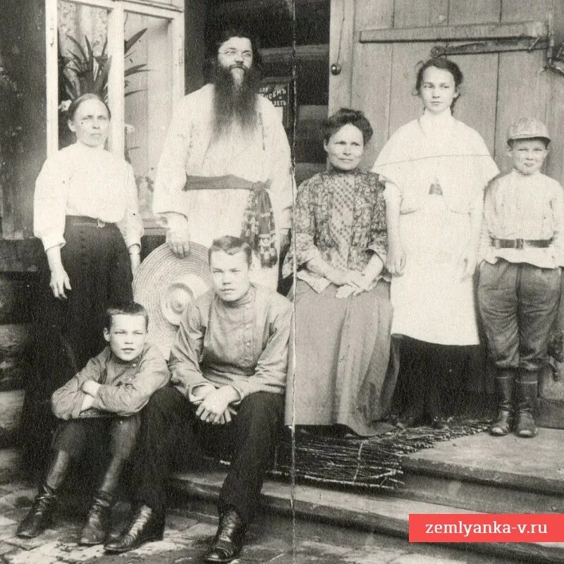 Атамана семенова. Атаман семёнов семья. маньчжурский отряд семенова. дочери атамана семёнова. братья и сестры атамана семенова.