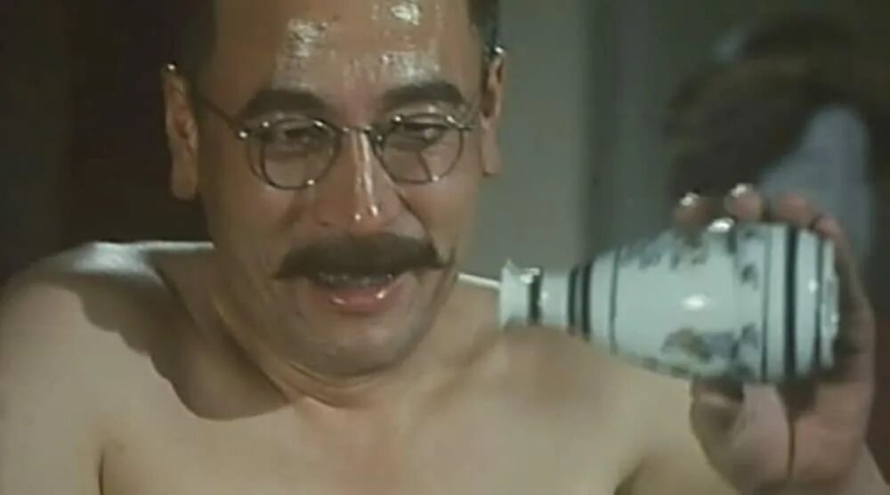 Человек за солнцем 1988. Человек за солнцем фильм 1988. человек за солнцем  hei tai yang 731. человек за солнцем фильм 1988 кошка.