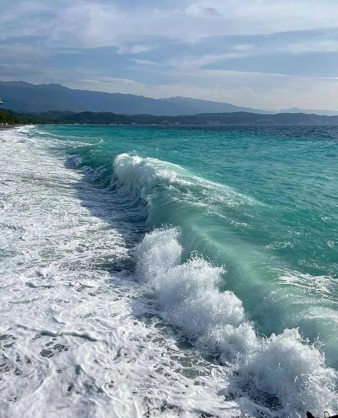 Красота черного моря. Абхазия черное море. Черное море Сочи. Абхазия голубая Лагуна. Красивое море.