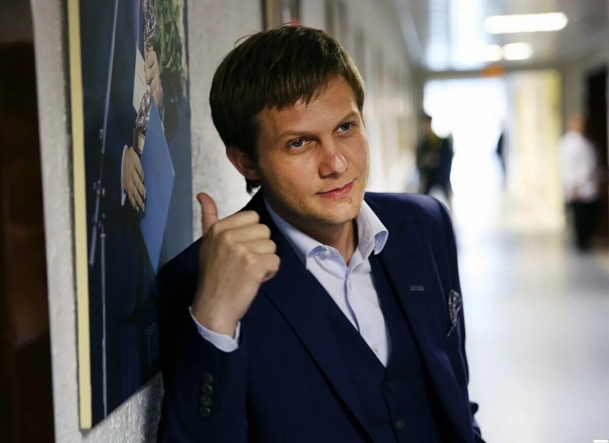Кто ведет программу судьба