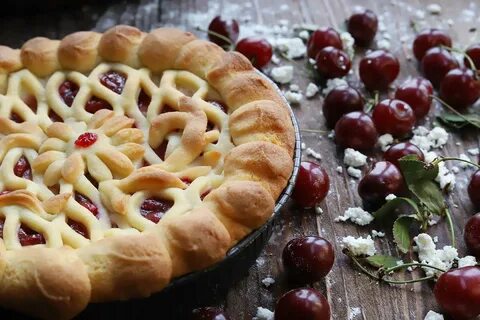 Пироги открытые с начинкой из дрожжевого теста