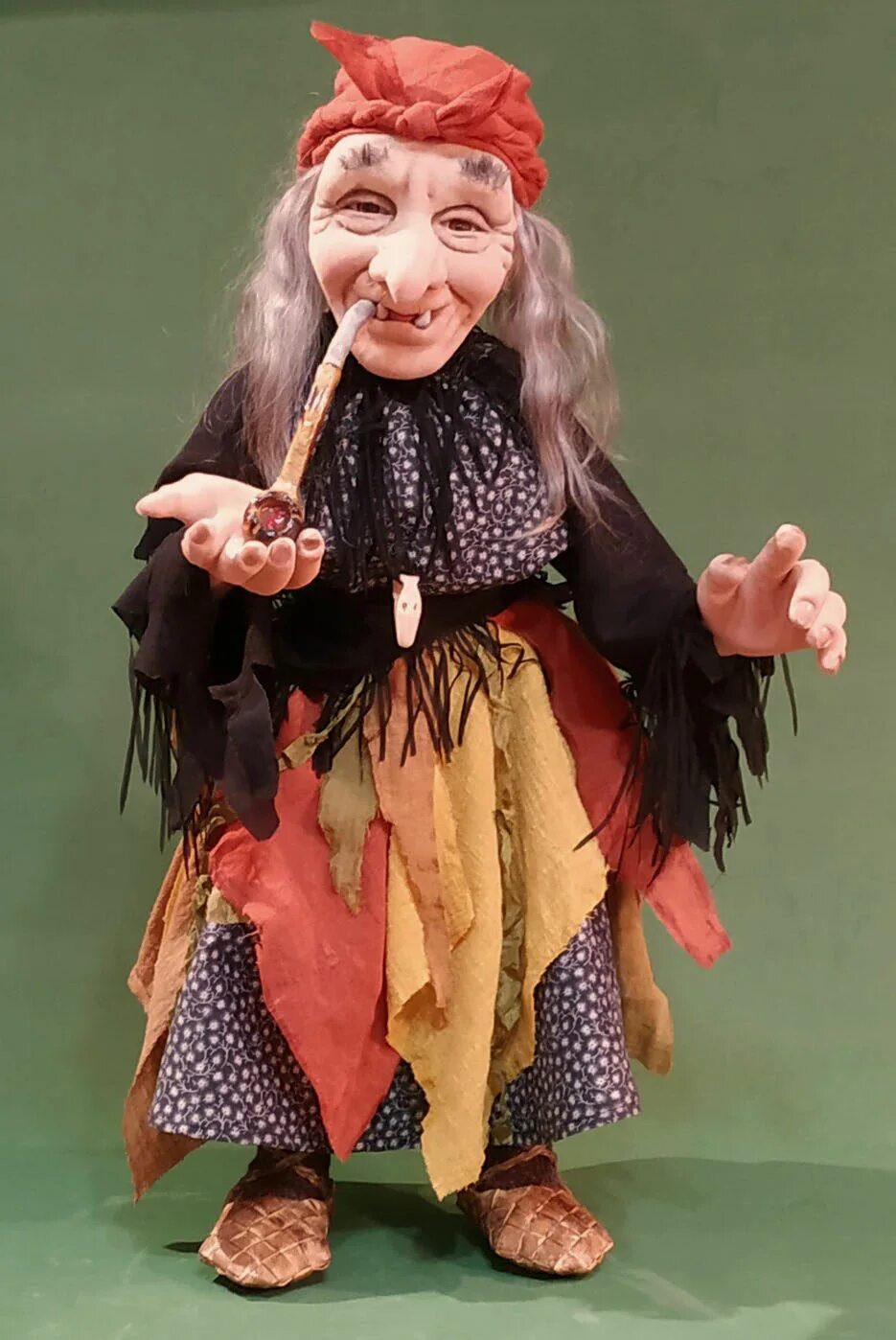 Баба. Фарион баба яга. Баба яга 1972. Баба яга милляр портретная кукла. Дочь бабы яги ёжка.