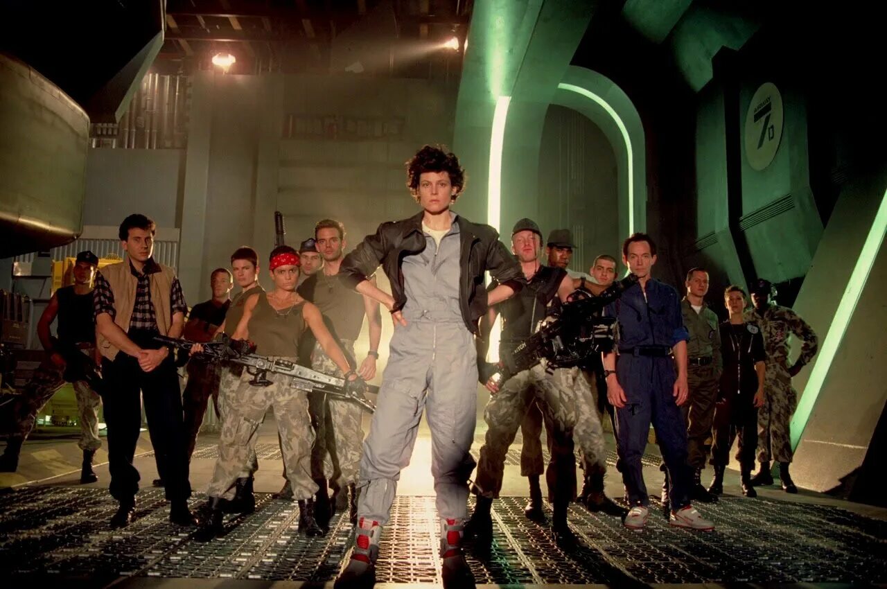 чужой воскрешение 1997 рон. рипли чужой 2. коллектив артистов. чужие фильм 1986. билл пэкстон чужие.