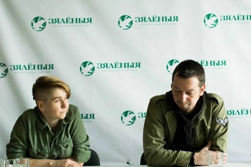 Фон зелень. Зелен бел. Зеленая абстракция. Белорусская партия «зелёные». Бело зеленая абстракция.