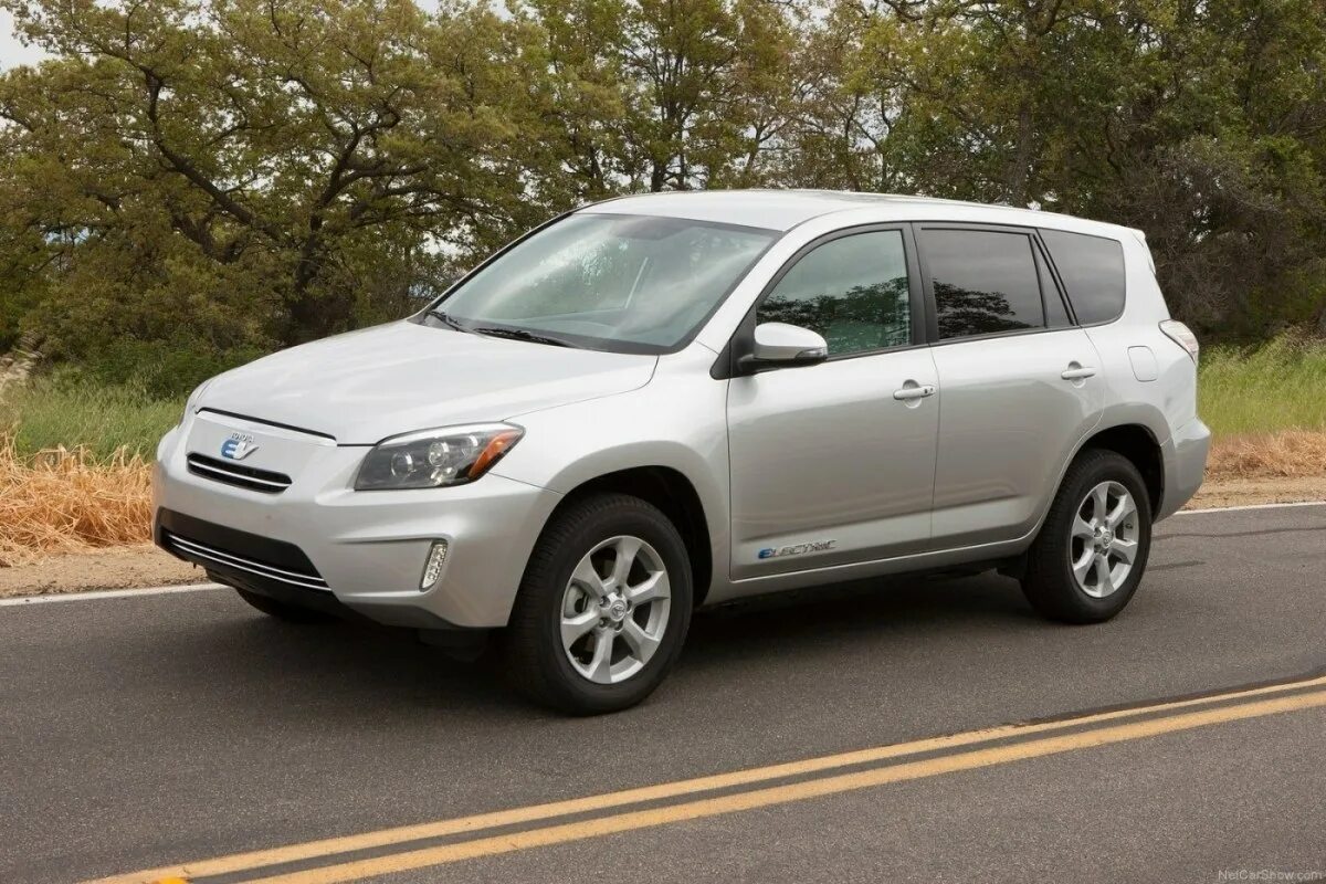 Рав 4 2 4 2012. Toyota rav4 2012. рав 4 2012. тойота рав 2012. toyota rav4-ev 2012.