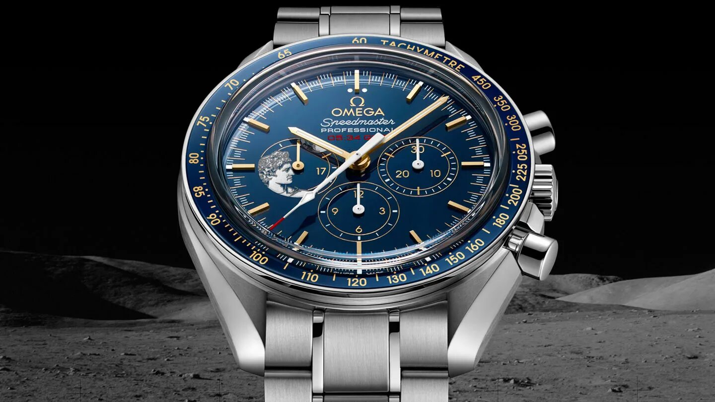 Сайт часов омега. Omega Speedmaster Moonwatch Apollo 17. Часы Омега Speedmaster. Omega Speedmaster Moonwatch. Часы Омега Спидмастер Мунвотч.