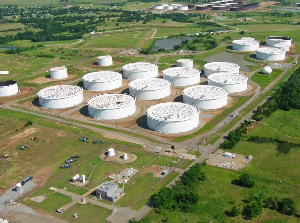 Нефтяной резервуар