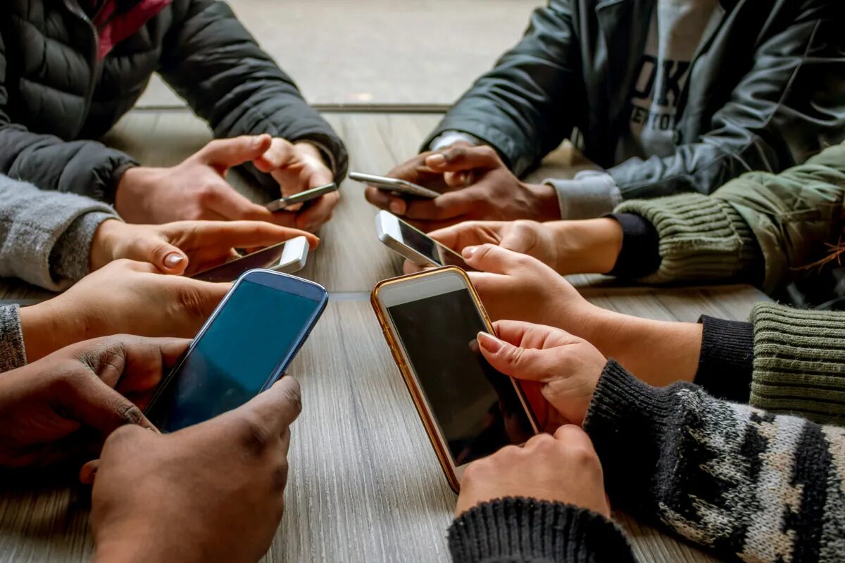 Other mobile phone. Other mobile phone