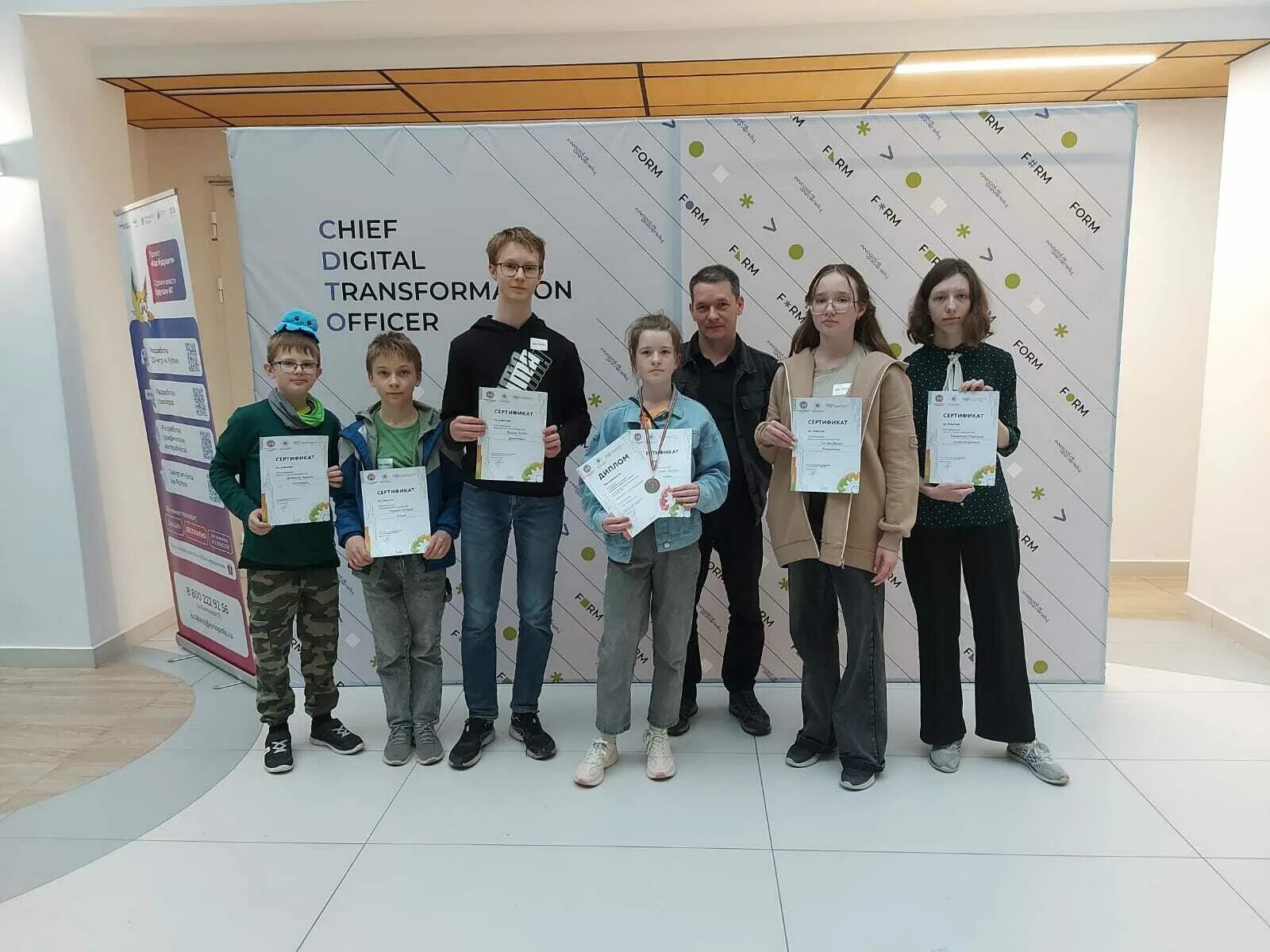 Гимназия 102 казань столовая. Спбгпму кафедра химии. Гимназия 102 учителя. Гимназия 102 казань учителя. Тахавиева эльмира фандусовна директор 102 гимназии.