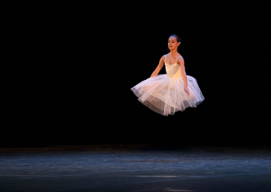 алина гизатуллина ташкент балет. па де баск классика. па-де-катр балет. балет золушка никита долгушин - принц. па де ма.