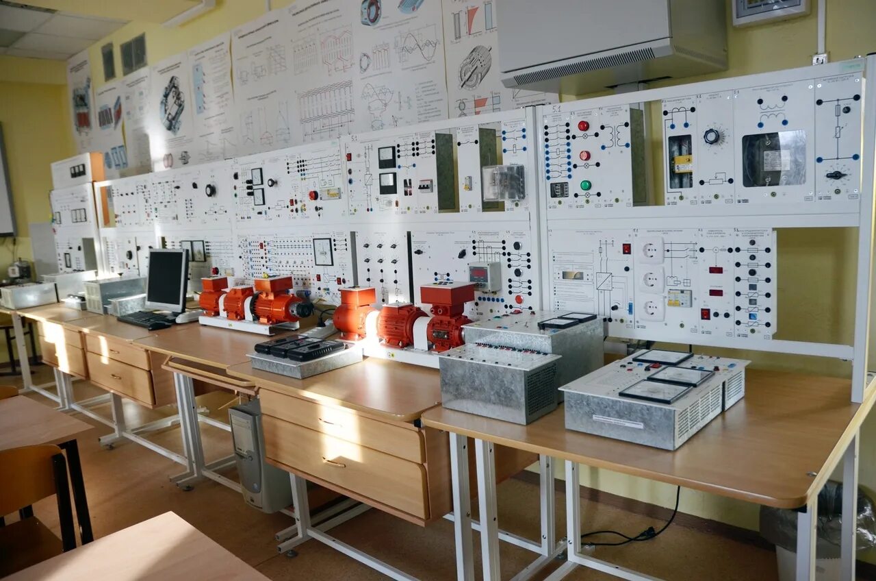 Грамотных квалифицированных