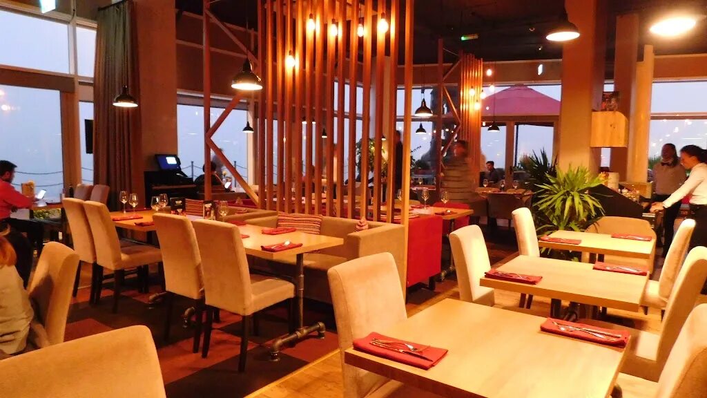 Столовая лондон. Красивая жизнь ресторан. Столовая лондон. Лондон фешенебельные рестораны. Столовая лондон.