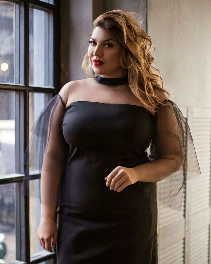 Джозефина чабби. Толстая блондинка. Nicole simone модель сайз плюс. Nicole simone модель сайз. Полную пышную русскую.