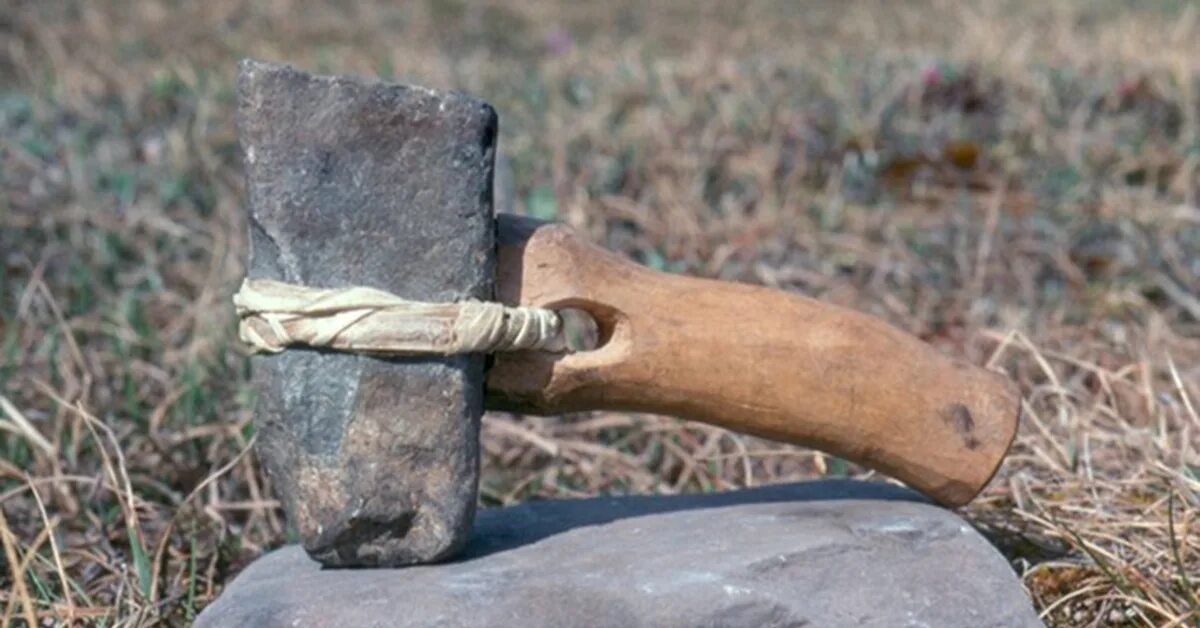 Stone Hammer LARP. Hammerstone Stone age. "Молоток на камень веры".