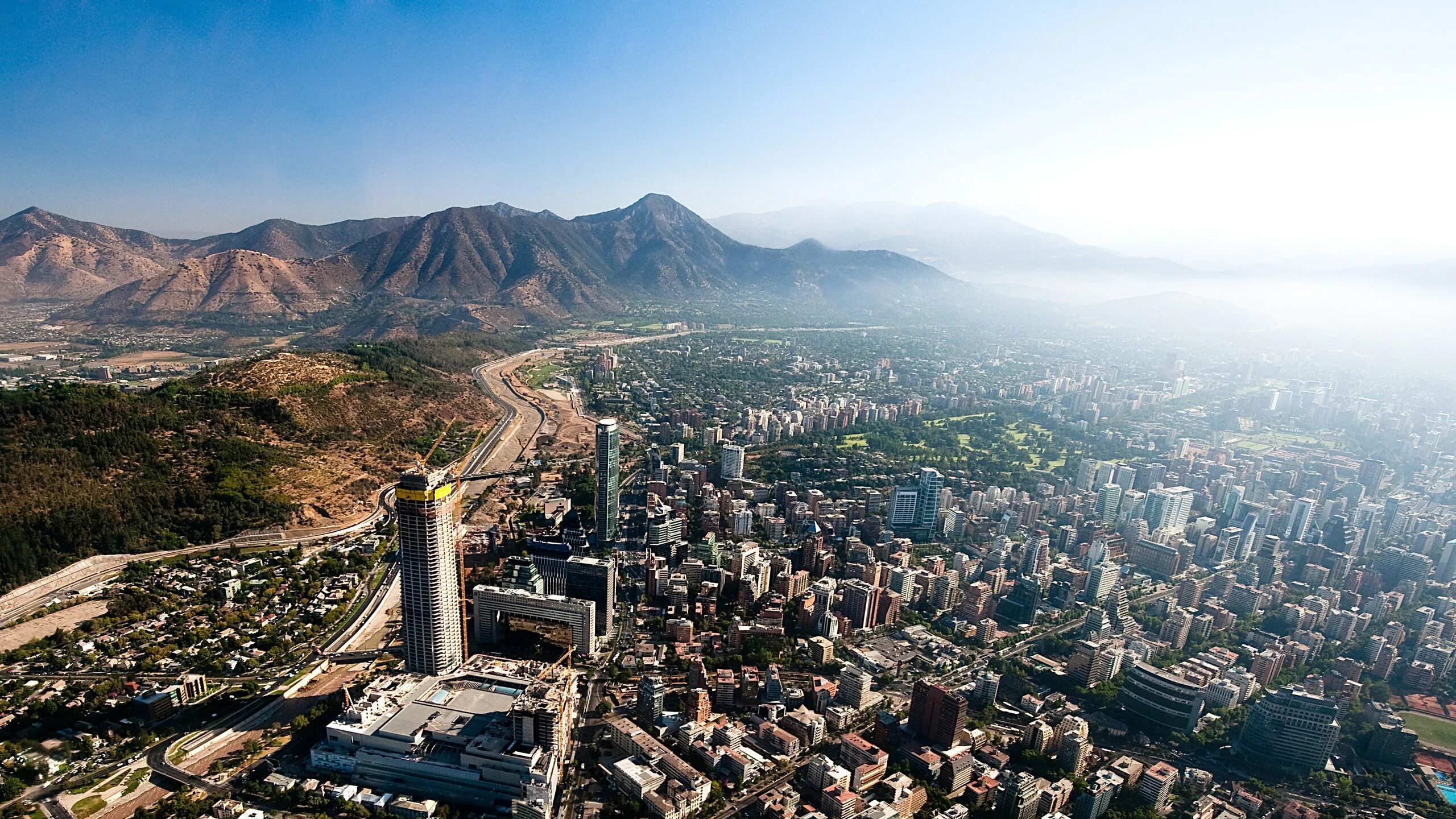 Географические координаты сантьяго на контурной карте. Сантьяго экватор. Тихий океан полушарие. Сантьяго экватор. Сантьяго де чили горы.