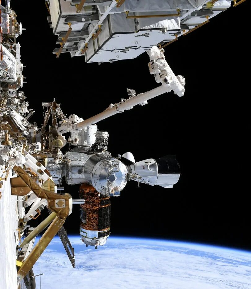 Положение мкс в реальном времени. Международная космическая станция мкс. iss мкс. станция мкс в космосе. космическая станция наса.