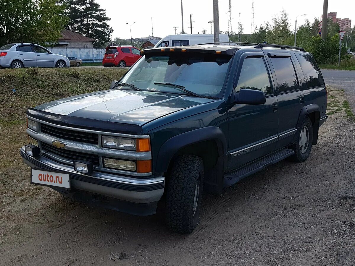 Купить шевроле б у в россии. Chevrolet Tahoe 1997. Chevrolet Тахо 1997. Chevrolet Tahoe 1997 Armed. Chevrolet Tahoe Armored 1997.