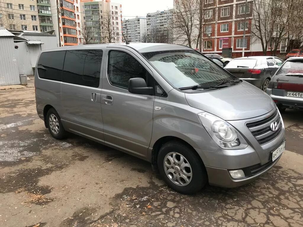 Hyundai Starex h1 фургон. Hyundai h200/ h1/Starex van. Hyundai h1 Starex грузовой. Hyundai h1 минивэн 2003. Хендай н1 новый купить