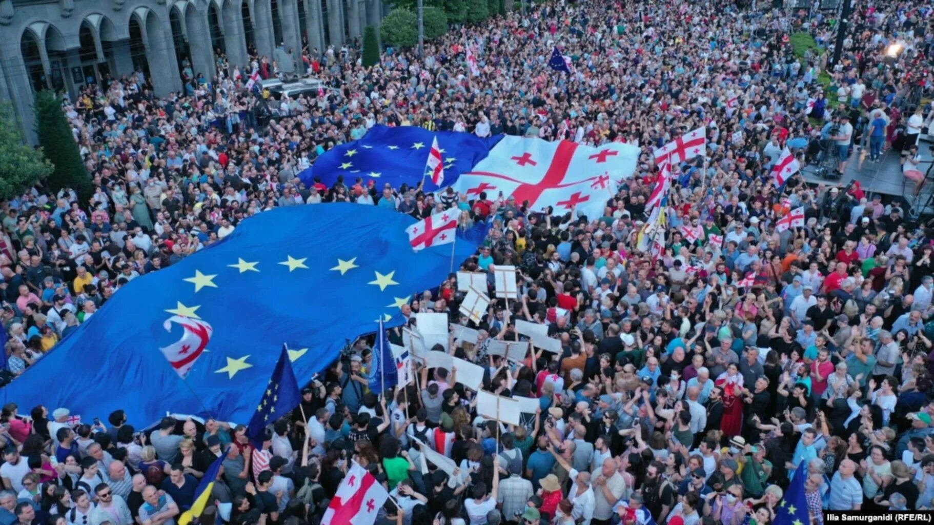 Грузия вступает. Европейская Грузия партия. Митинги в Европе. Протесты в Грузии. Митинги в Грузии.