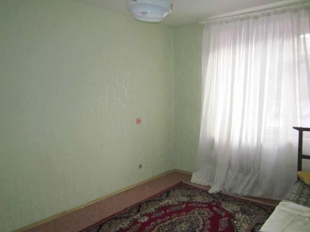 курган, улица кирова, 105. квартира с хорошим ремонтом. 1 комнатная квартира в кургане. кухня комната обычная. сколько стоят квартиры в кургане.