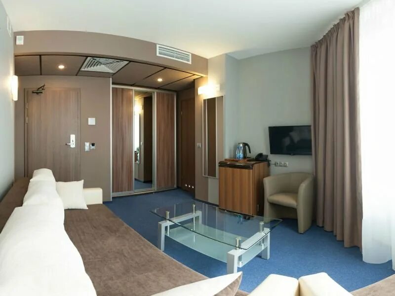 Гостиница рэдиссон славянская в москве на киевской. Radisson slavyanskaya hotel & business center, moscow. Гостиница рэдиссон славянская в москве на киевской. Номер гостиницы славянская. Номер гостиницы славянская.