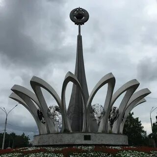 Памятник дружбы народов
