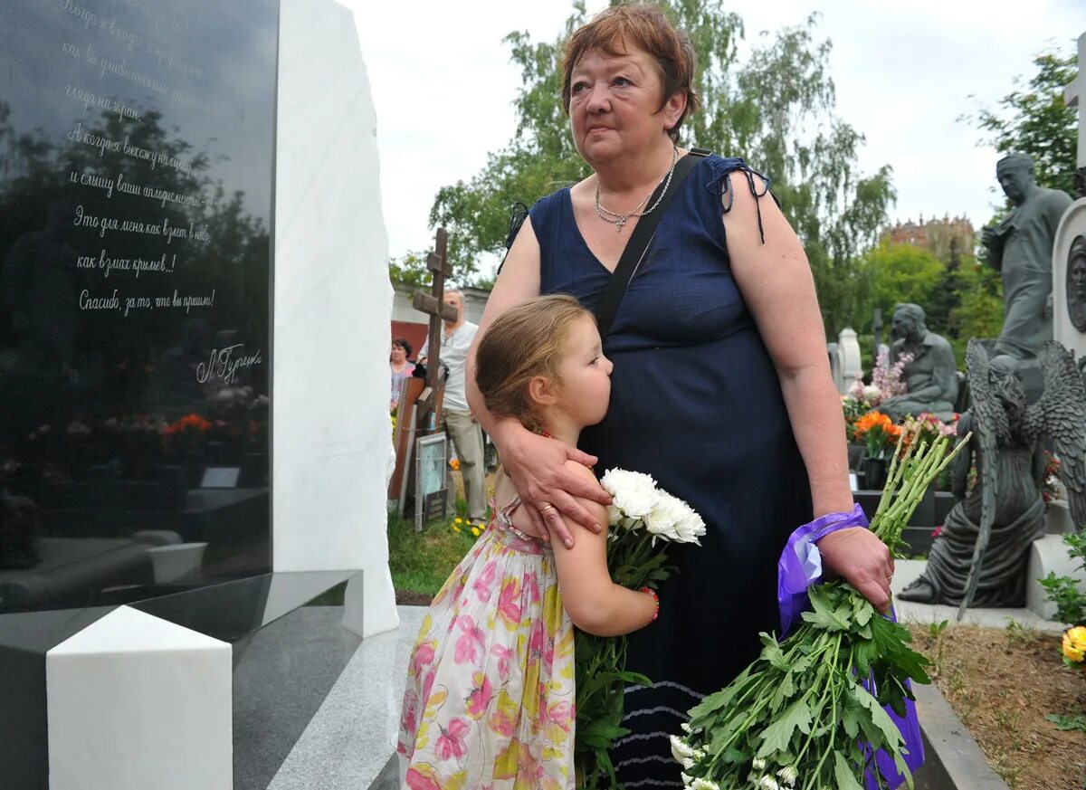 мария гурченко. дочь гурченко год. мария королева гурченко. людмила гурченко дочь мария. дочь людмилы гурченко.