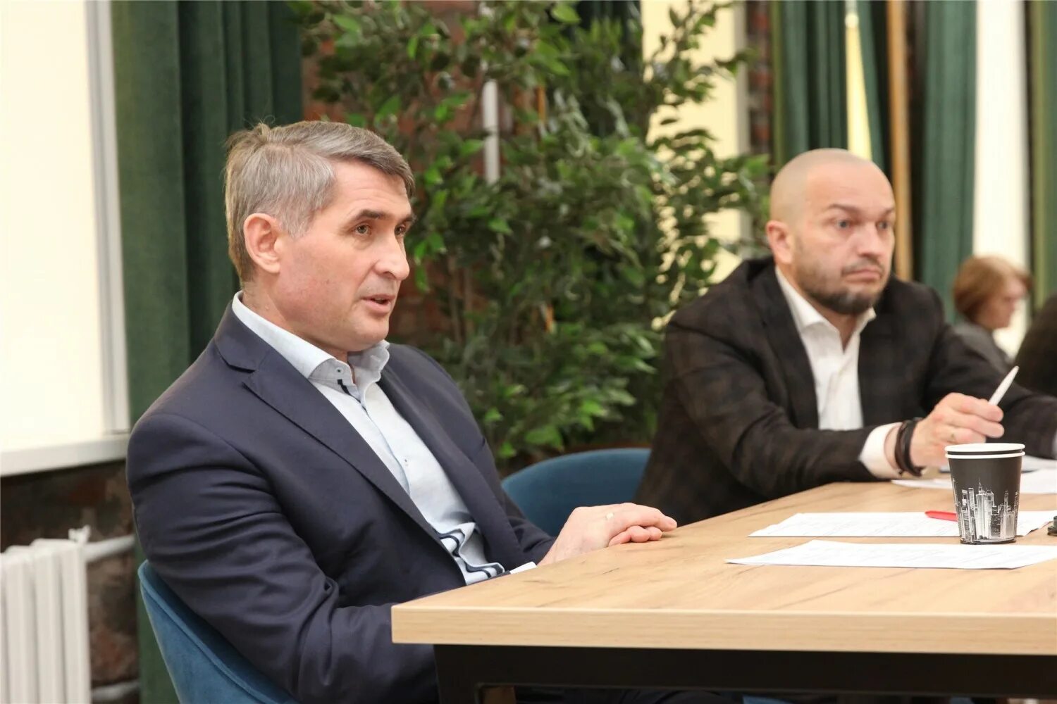 Про главу. Про главу. Про главу. Руководитель строительной компании. Про главу.