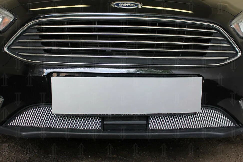 Решетка радиатора черная форд фокус 3 рестайлинг. Решетка радиатора форд фокус 3. Решетка фокус 3 рестайлинг. Решетка радиатора форд фокус 3 рестайлинг хром. Черная решетка форд фокус 3 рестайлинг.